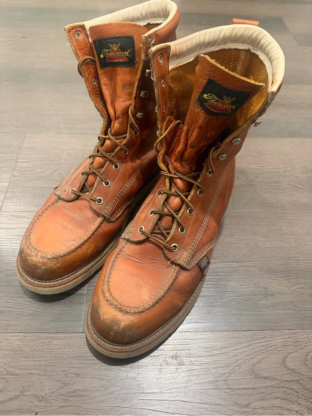 Mens Thorogood Men’s Brown Leather Moc Toe Work Boots size Q13
